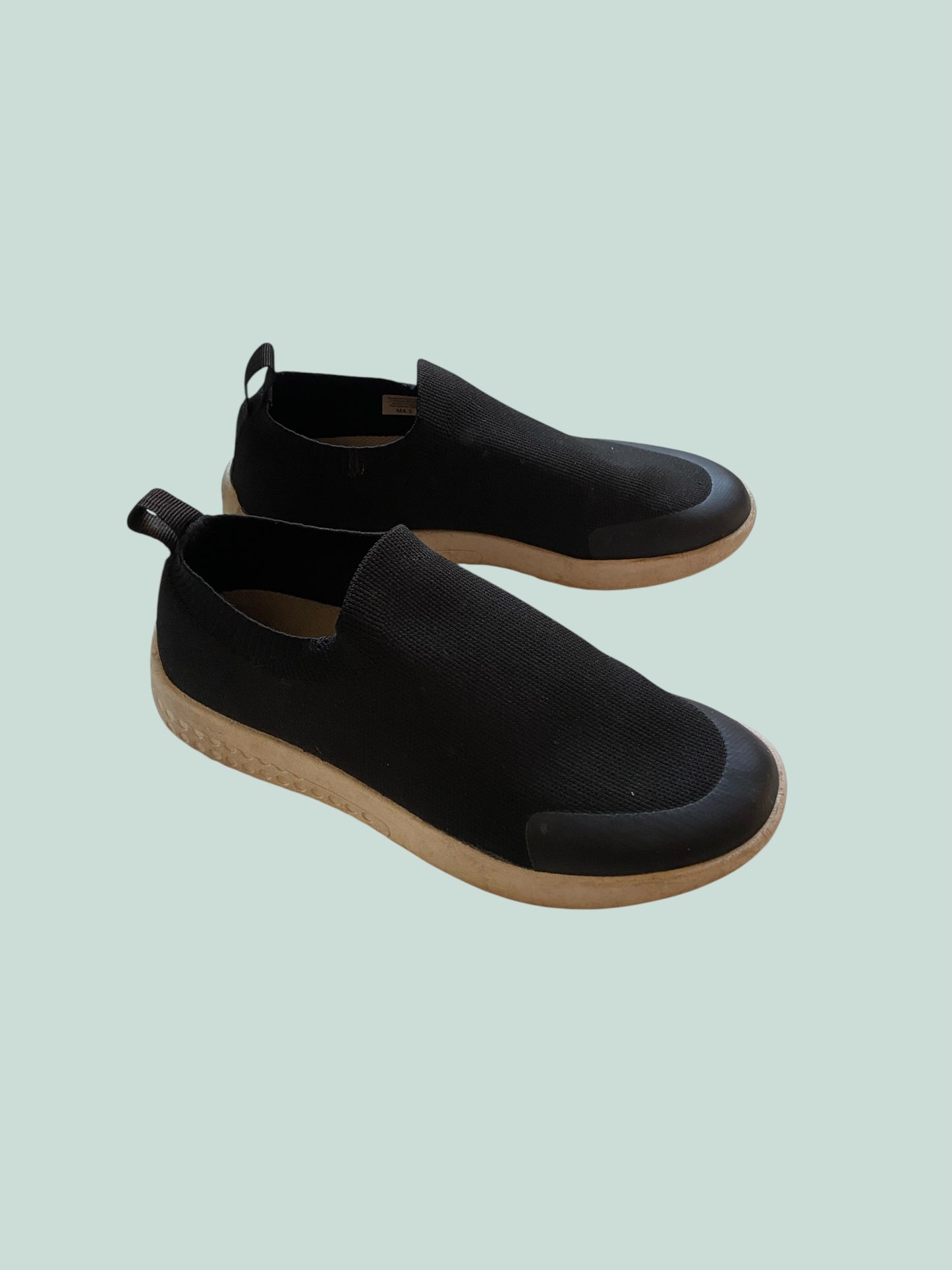 Black voyageur sneakers 4.5 US Big Kids | Hey Folks