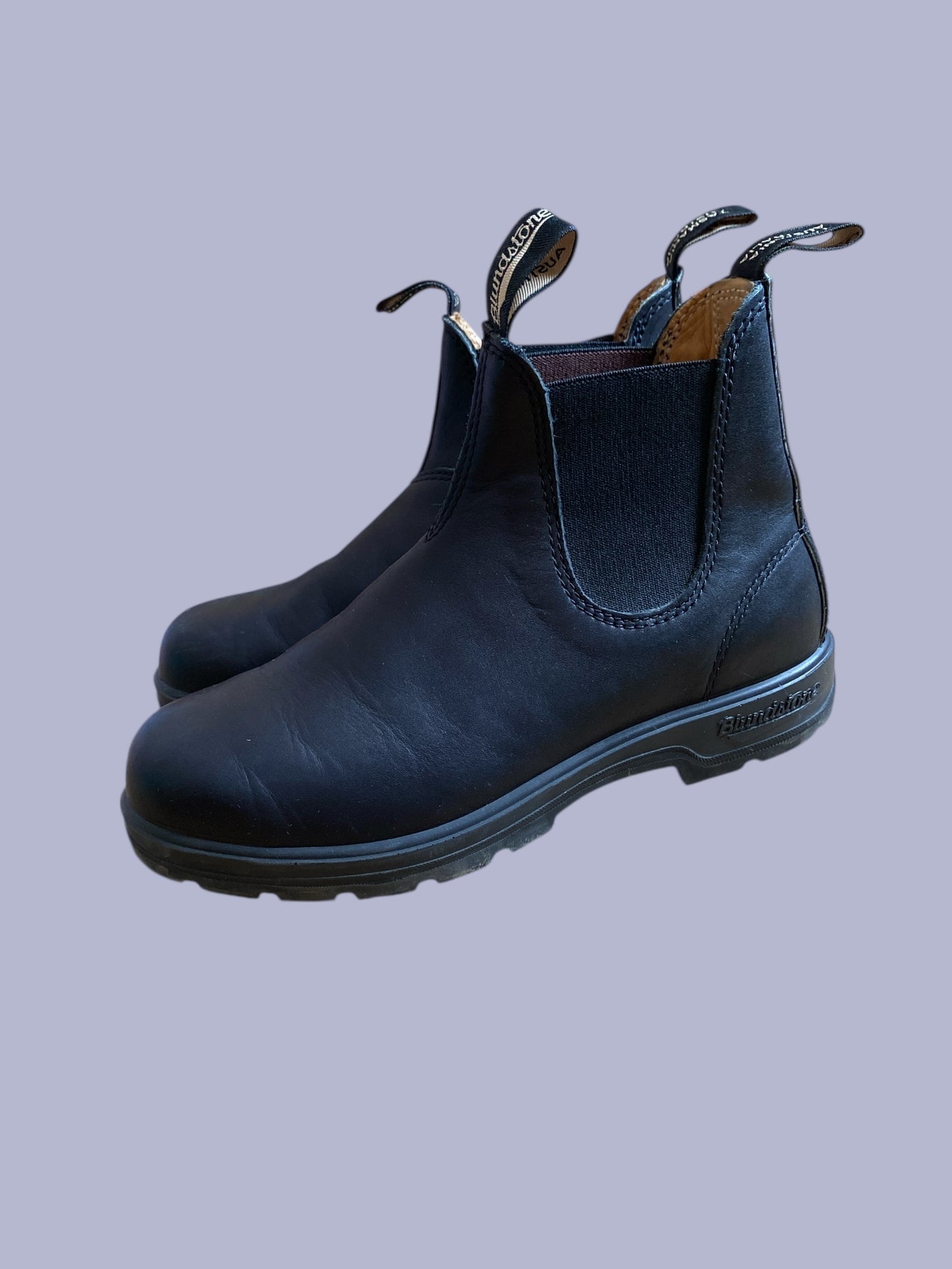 Black leather Chelsea boots women’s 9.5 (40 EU) | Blundstones